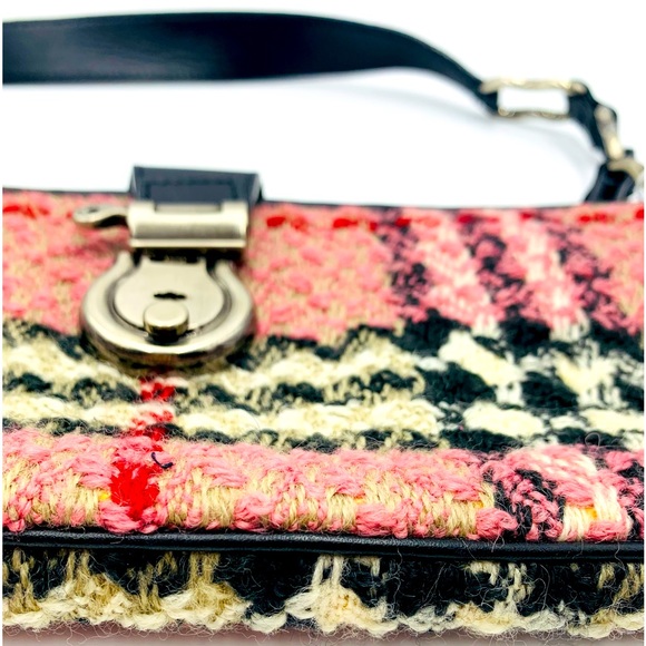 Auth Burberry Pink Boucle Wool Nova Check Plaid Lock Key Shoulder Bag Ex++ - Picture 11 of 12